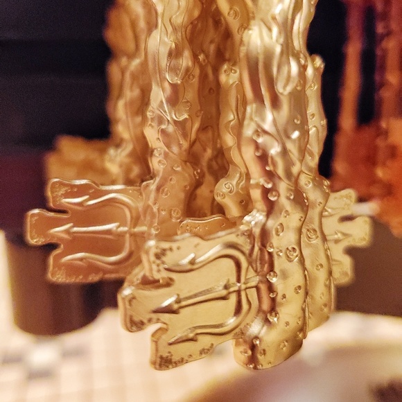 DISNEY PARKS LITTLE MERMAID KEY KEYCHAIN - Picture 3 of 5